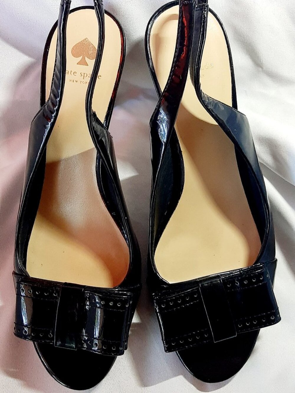 Kate Spade black vinyl/leather sandal pumps